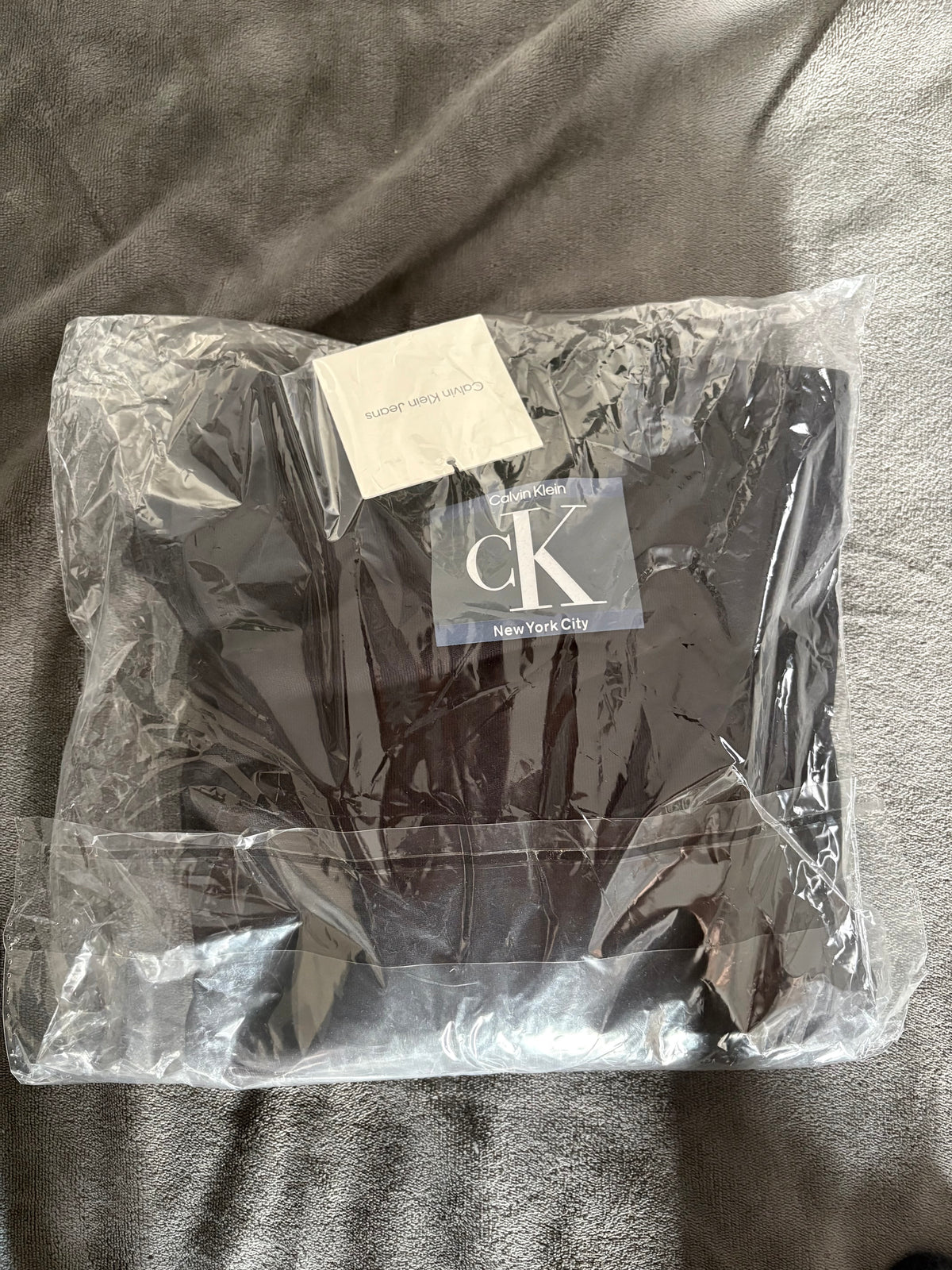 Calvin Klein Jeans Hoodie Homme Noir CK – Taille XL – Neuf avec Étiquette