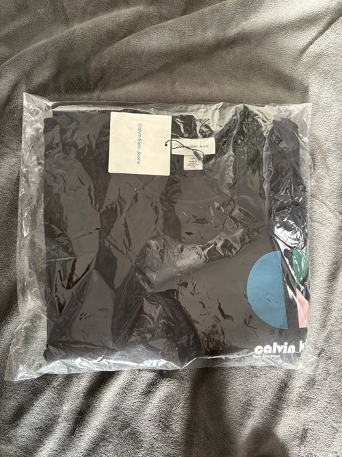 Calvin Klein Jeans Sweat Homme Noir CK – Taille L – Neuf avec Étiquette